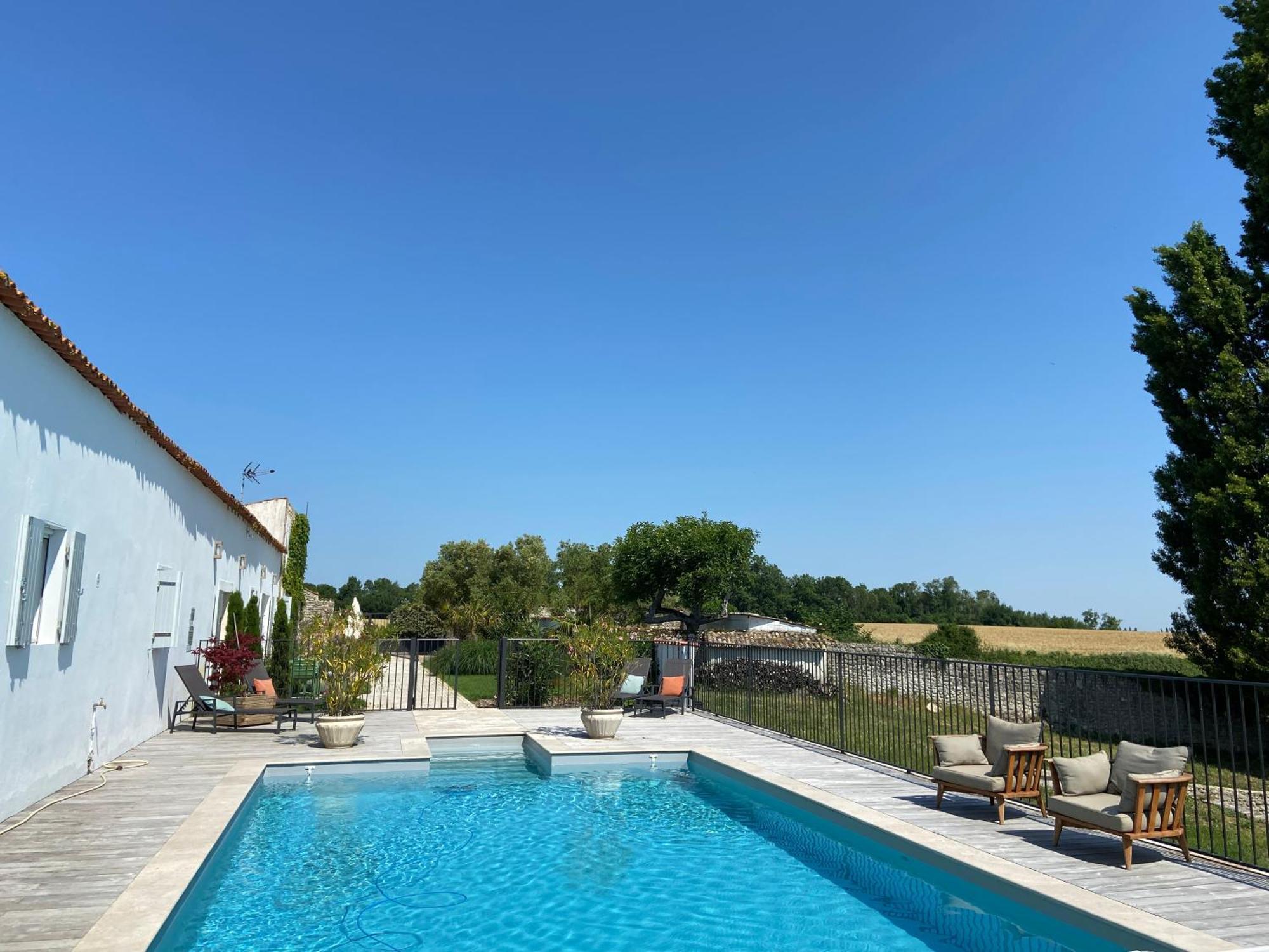 Chateau De Feusse Saint-Just-Luzac Luaran gambar